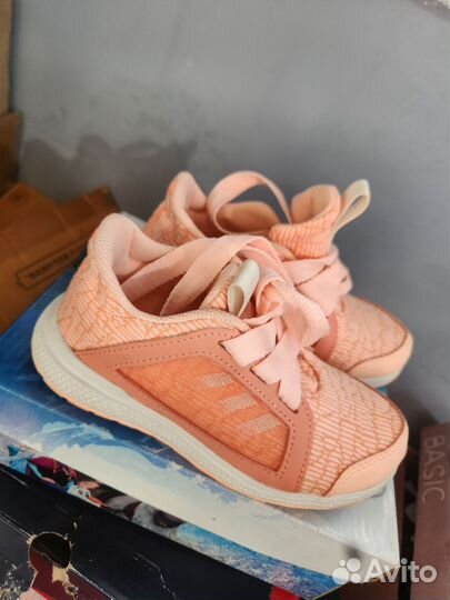 Кроссовки для девочки 28 размер