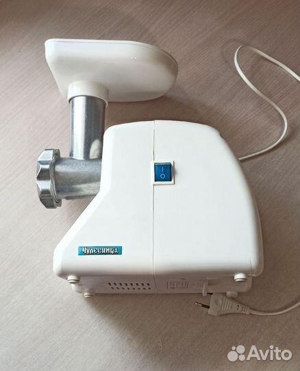 Мясорубка с соковыжималкой 