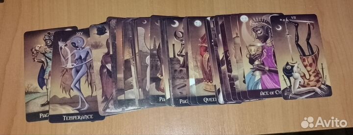Гадание на картах Таро Уэйта и Таро Безумной Луны
