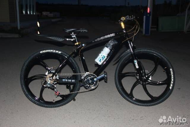 Велосипед BMW бмв на литых дисках