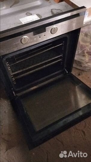 Духовой шкаф