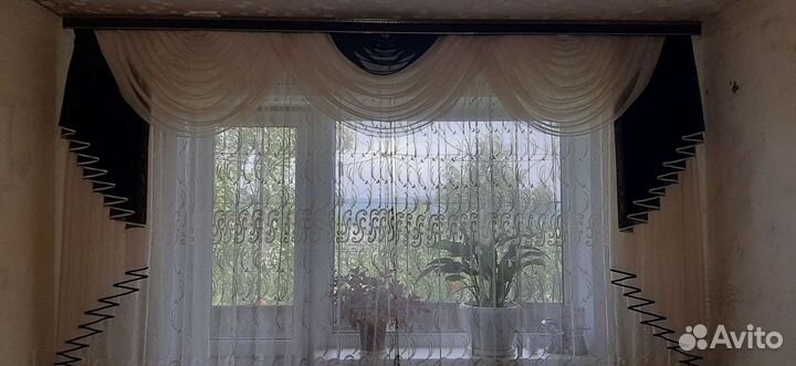 Тюль; ламбрикен