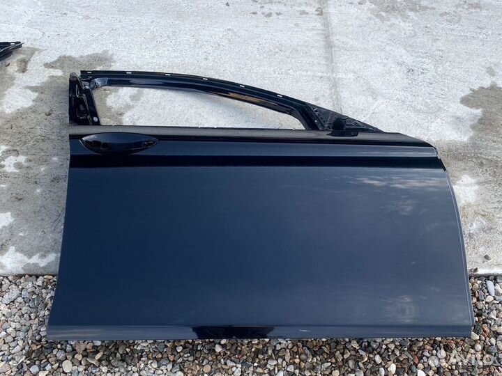 Дверь передняя правая BMW F10 Чёрная