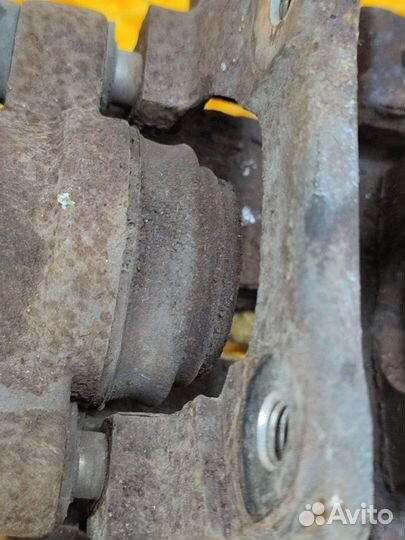 Суппорт тормозной задний левый Bmw X1 E84 2.0 N20