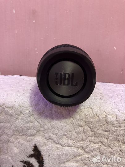 Колонка jbl charge 3