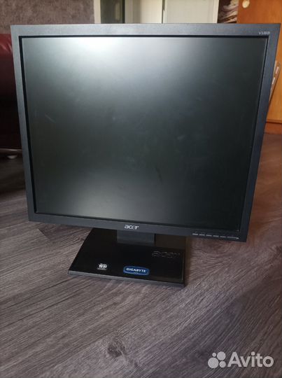 Монитор Acer v193 B 19дюймов