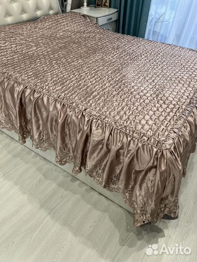 Покрывало на 2 х спальную кровать, с подушками