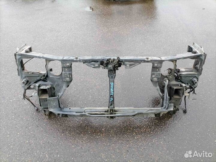 Телевизор (рамка радиатора) Mitsubishi Diamante F1