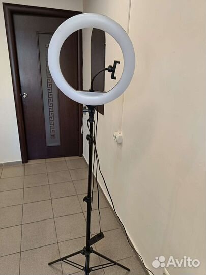Кольцевая лампа новая