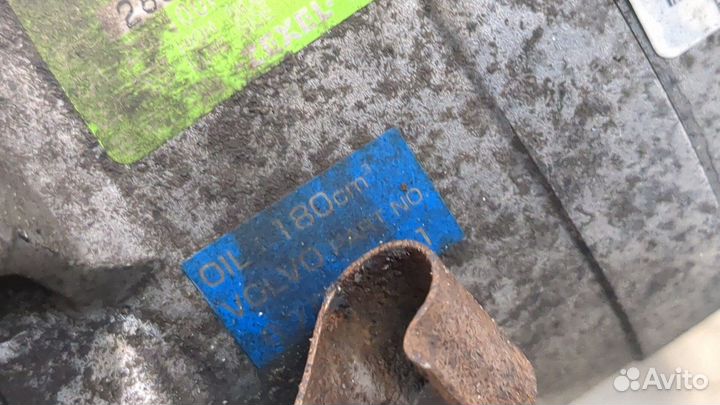 Компрессор кондиционера Volvo V70, 2002