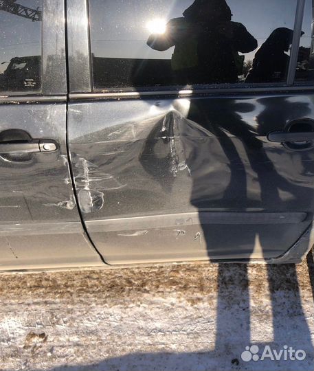 Двери toyota succeed