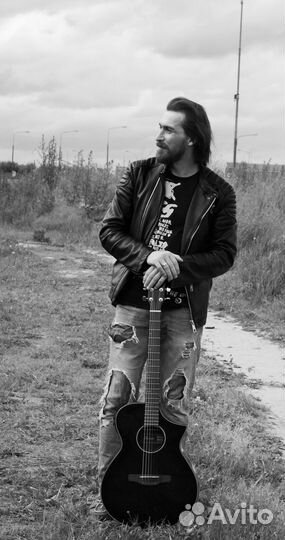 Музыкант Григорий Романов (пианист, певец)