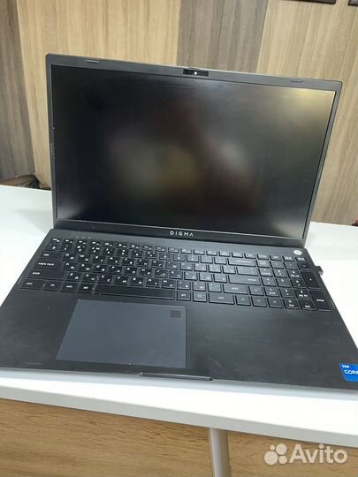 Ноутбук Digma Pro Sprint M