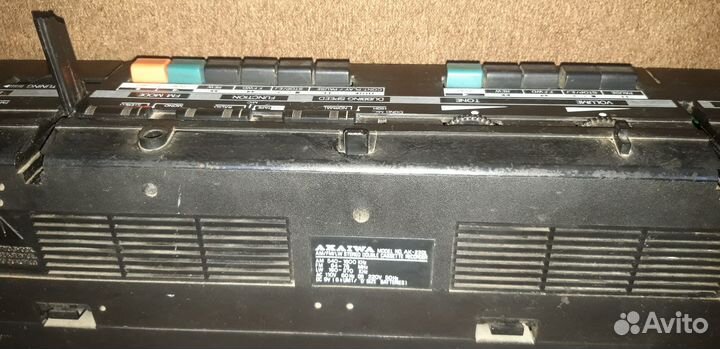 Магнитофон касетный akaiwa