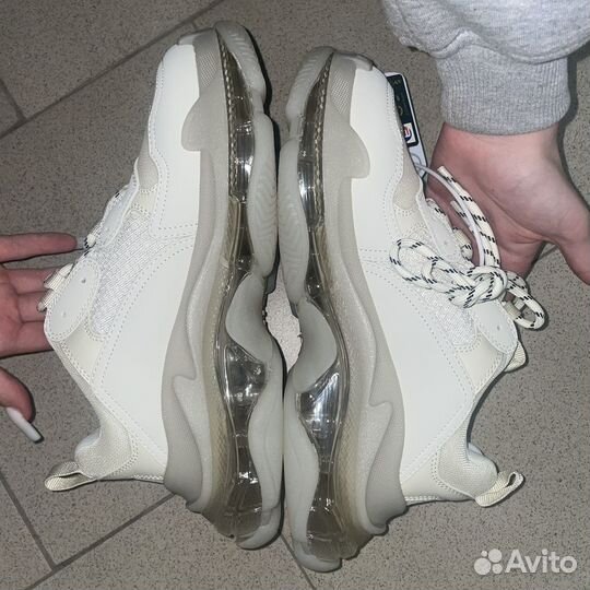 Кроссовки balensiaga triple-s