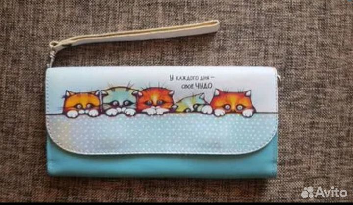 Кот вязаный и кошелек с котами