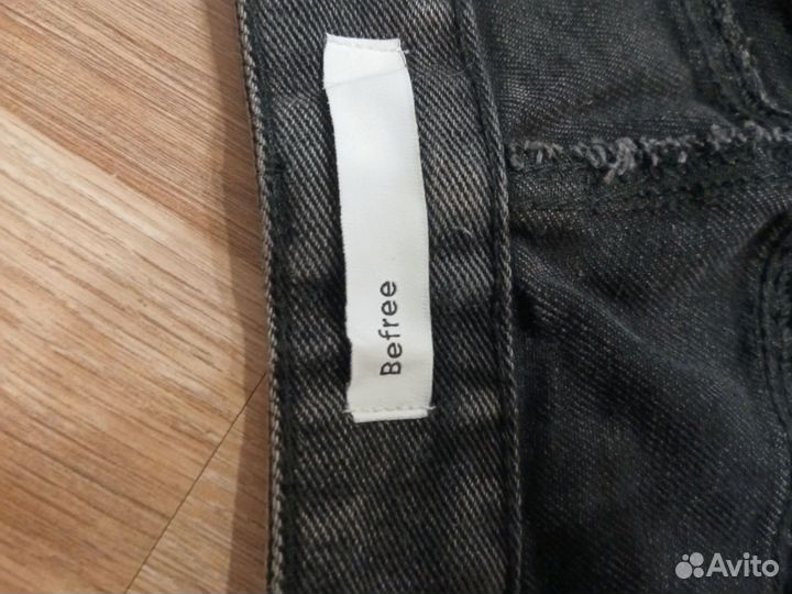 Джинсы бананы женские 48 50 новые