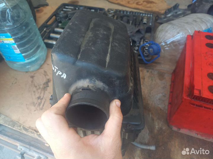 Корпус фильтра Peugeot 307