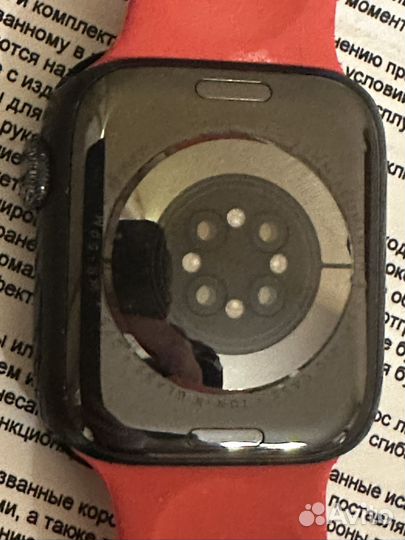 Часы apple watch 7 45 mm черные (не включаются)