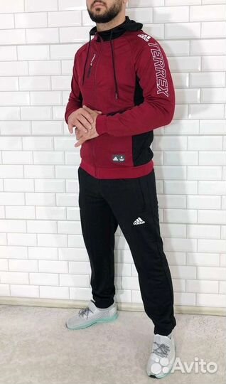 Спортивный костюм мужской Adidas terrex