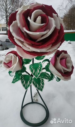 Ростовые цветы из изолона