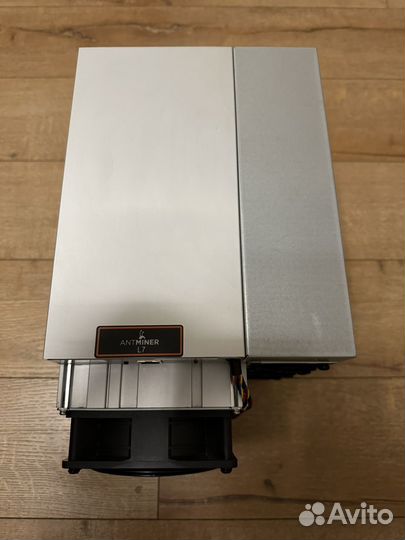 Asic Antminer L7 9300Mh идеал, как новый