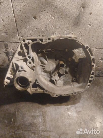 Корпус МКПП рено логан 1.4/1.6