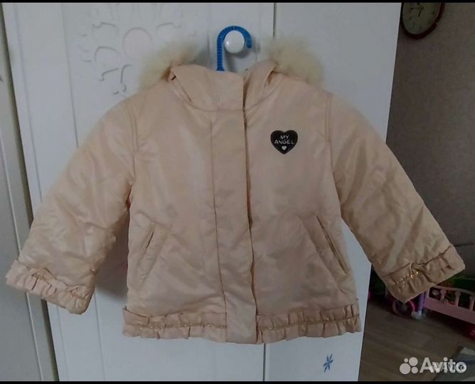 Продам верхнюю одежду для девочки р.98-104