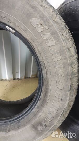 Шины комплект dunlop 275\65\17