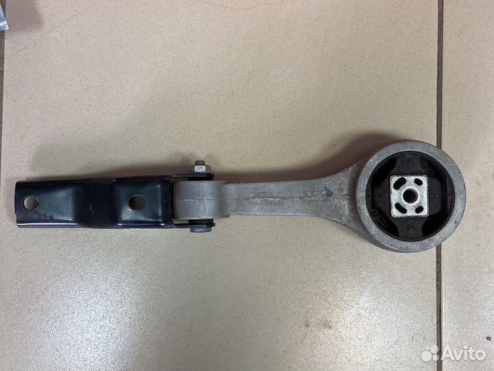 Подушка двигателя задняя WV/Skoda