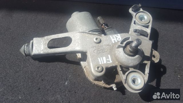 Мотор дворников правый Ford Focus 3
