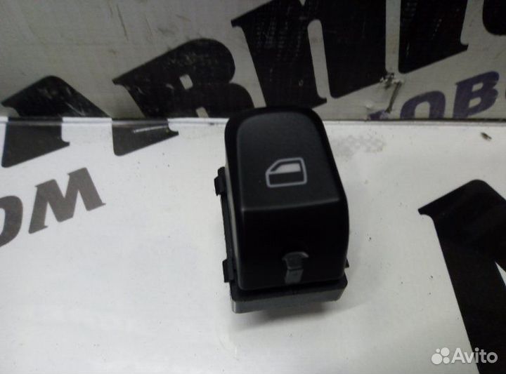 Кнопка стеклоподъемника Audi Q5 8R cdnc 07.09.2011