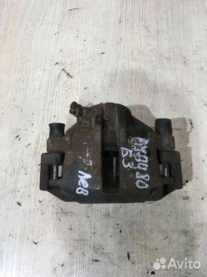 Суппорт тормозной передний левый Ауди 80 Б3 Б4