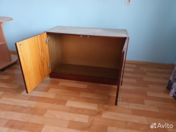 Тумба под телевизор