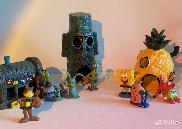 Фигурки для аквариума