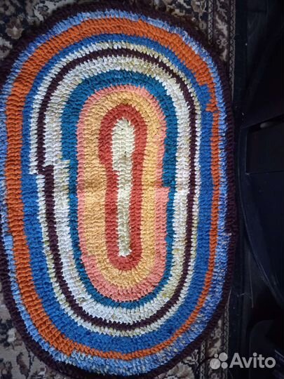 Коврик вязаный крючом