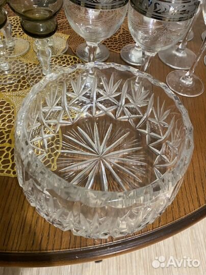 Блюдо, салатники, тарелки, всё новое