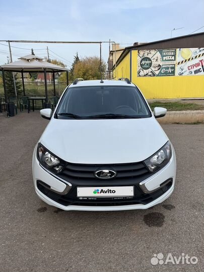 LADA Granta 1.6 МТ, 2021, 28 000 км
