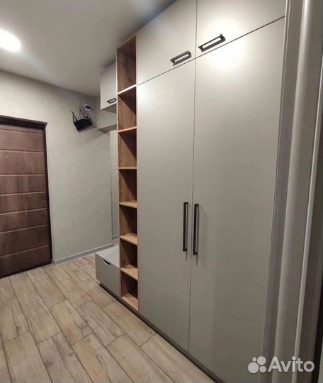 Шкаф распашной на заказ