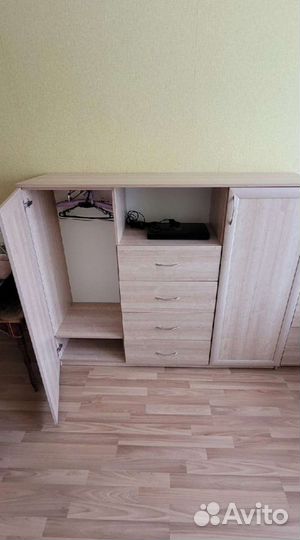 Шкаф в детскую