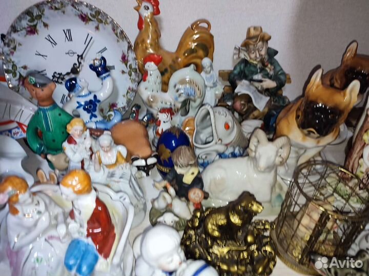 Статуэтки фарфоровые