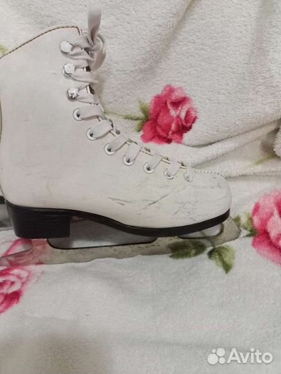 Коньки фигурные детские профессиональные