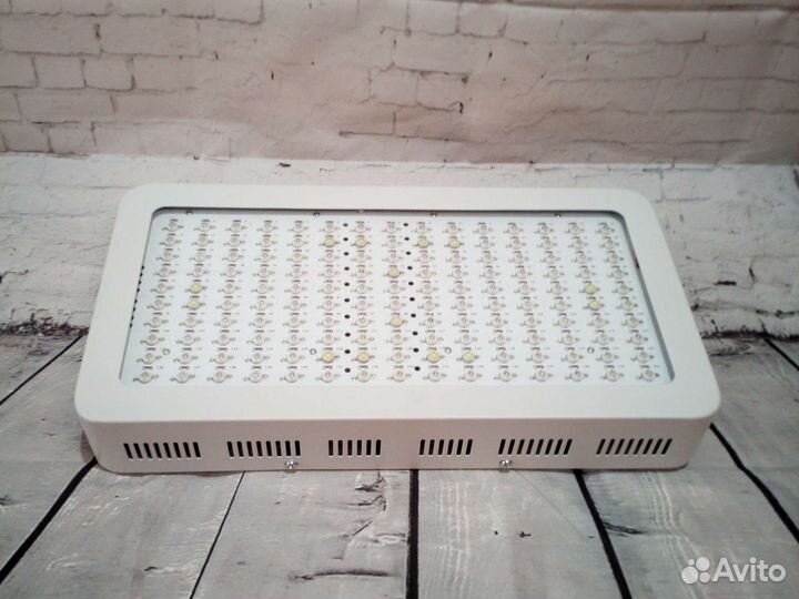 Фита лампа для растений