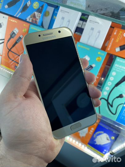 Телефон Samsung galaxy a5 2017
