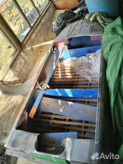 Лодка романтика