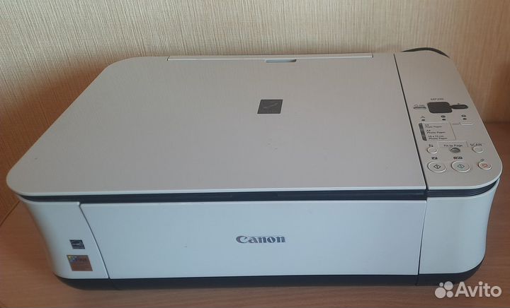 Цветной принтер. фото-принтер. мфу Canon MP 240