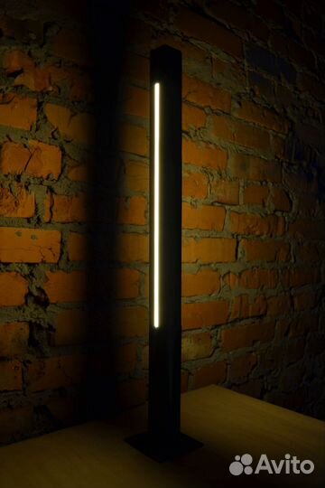 Фонарь - светильник уличный