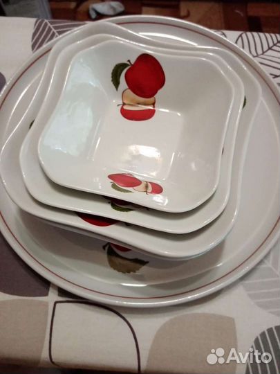 Набор столовой посуды