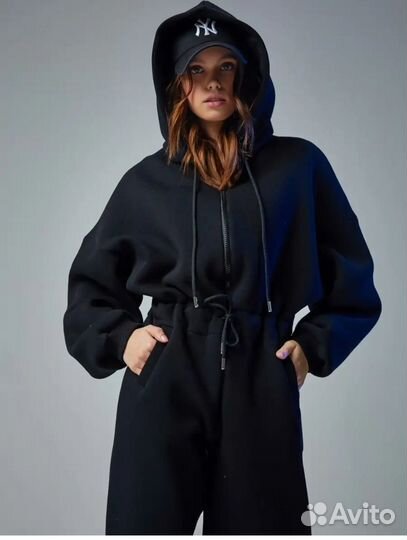 Комбинезон на флисе женский