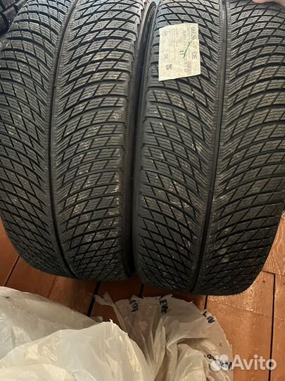 Michelin Pilot Alpin 5 SUV 285/40 R23